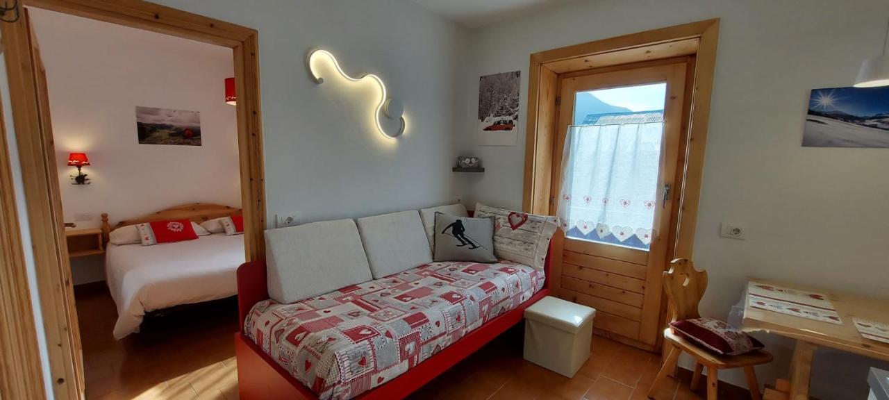 Baita Soldanella - Livigno Apartment Exterior foto